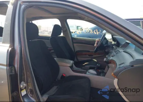 2011 Honda Accord 2.4 Ex из США, поврежденный, VIN 1HGCP2F74BA049046